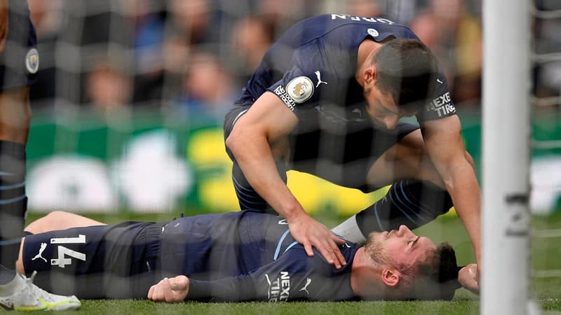 Leeds-Manchester City: le choc tête contre tête très impressionnant entre Laporte et Koch