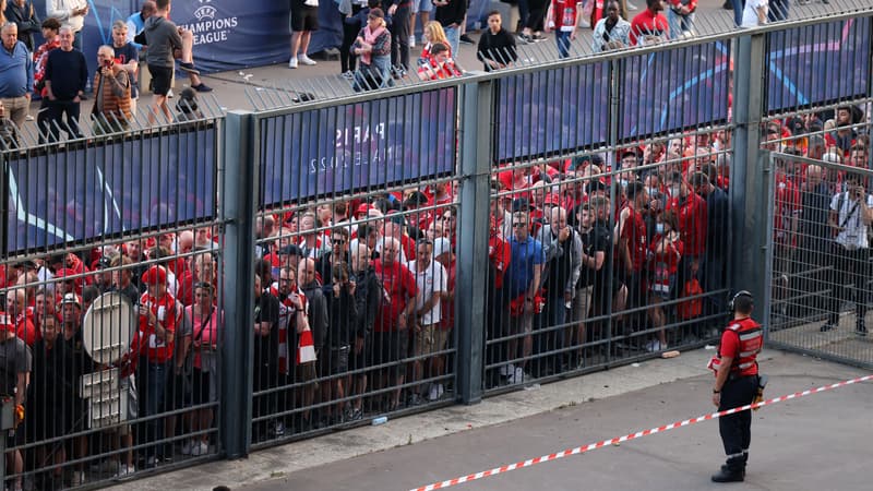 Chaos au Stade de France: Oudéa-Castéra pointe “un déficit d’encadrement des supporters”