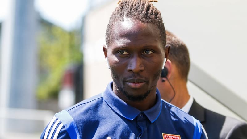 “J’étais au fond du trou”, Mapou Yanga Mbiwa revient sur son calvaire à l’OL