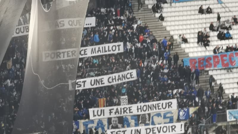 OM-Metz: “Maintenant taisez-vous et agissez!”, les banderoles des supporteurs marseillais en colère