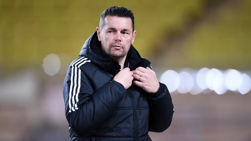 “Il se fout de la gueule du monde”, Rothen charge Pierre Sage, qui va faire tourner pour OL-Lille en Coupe de France