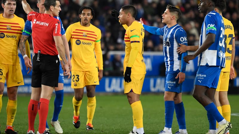 Barça: “On paie l’affaire Negreira”, fulmine Xavi après un carton rouge litigieux contre Vitor Roque