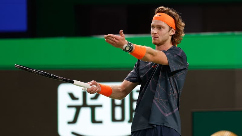Tennis: “Je suis vraiment désolé”, les excuses de Rublev après son énorme craquage