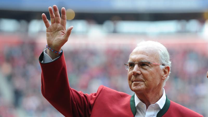 Bayern Munich: une statue de Franz Beckenbauer érigée devant l’Allianz Arena à côté de celle de Gerd Müller