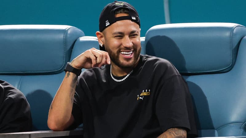 Toujours blessé, Neymar lance sa gamme… de cocktails