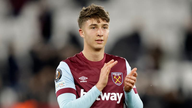 KO, civière et nuit à l’hôpital… les débuts cauchemardesques d’un jeune de West Ham en Premier League