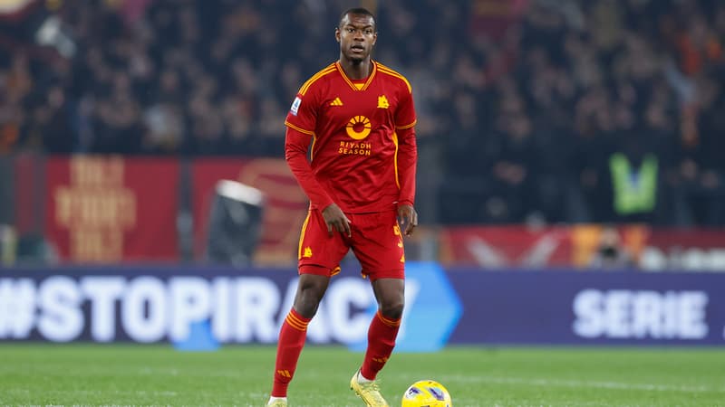Serie A: Evan Ndicka s’écroule sur le terrain, le match entre l’Udinese et l’AS Roma arrêté
