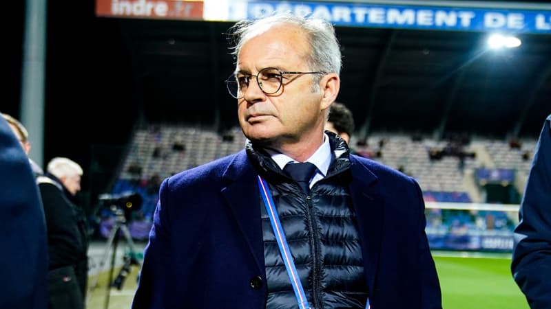 PSG: Luis Campos vs Antero Henrique, la guerre est déclarée… jusque sur les banderoles des supporters