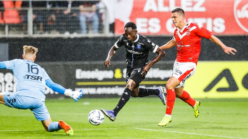 Ligue 2: Valenciennes va licencier Taylor Moore, accusé d’avoir frappé un supporter