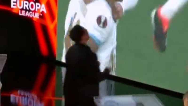 OM-Benfica: la superbe réaction de Samir Nasri après le tir au but victorieux de Luis Henrique