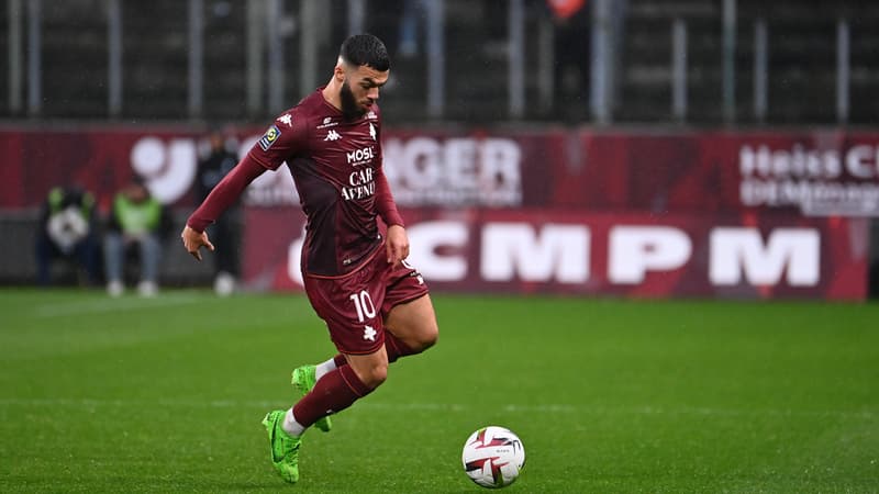 Ligue 1: le carton rouge de Mikautadze retiré, fin de saison pour Savanier