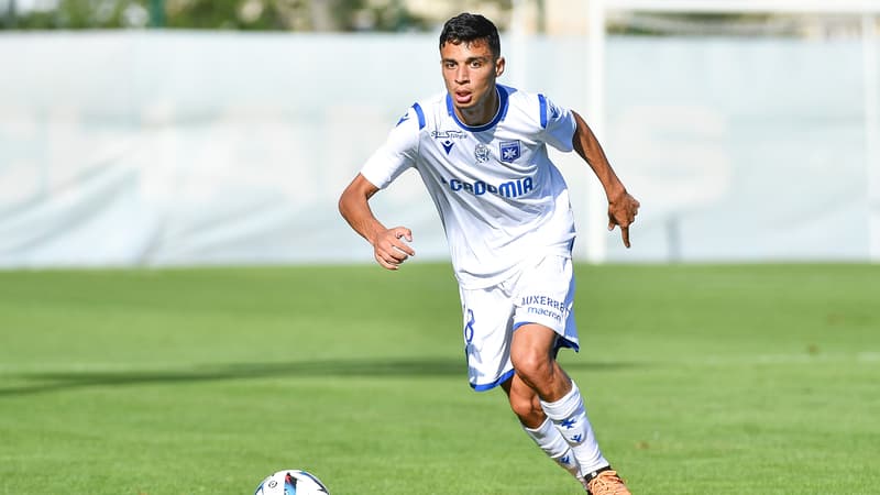 Mercato: ancienne pépite du PSG et du Barça, Kays Ruiz-Atil rebondit… en deuxième division belge