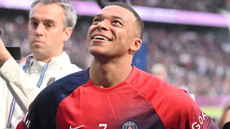Sifflets, tifo, communion, but, défaite: récit de la drôle de dernière de Kylian Mbappé avec le PSG au Parc des Princes