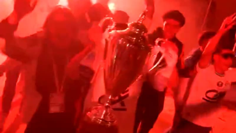 OM: l’accueil de feu des supporters marseillais pour les minots vainqueurs en Gambardella